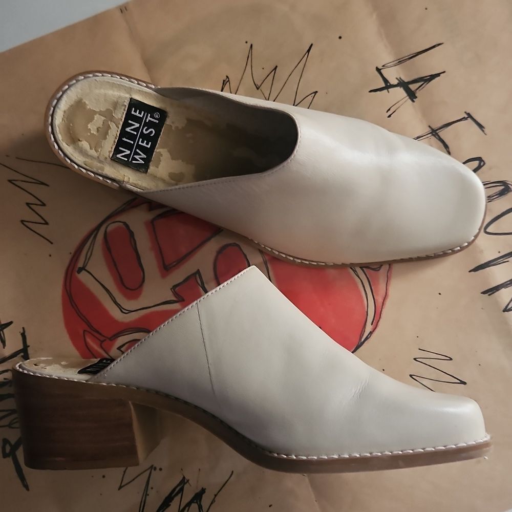 Nine West Cream Mules - Picture 3 of 9